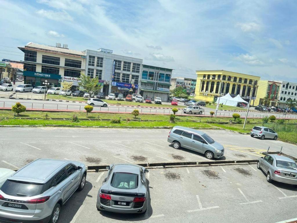 Mega Inn Sri Aman Simanggang Bagian luar foto
